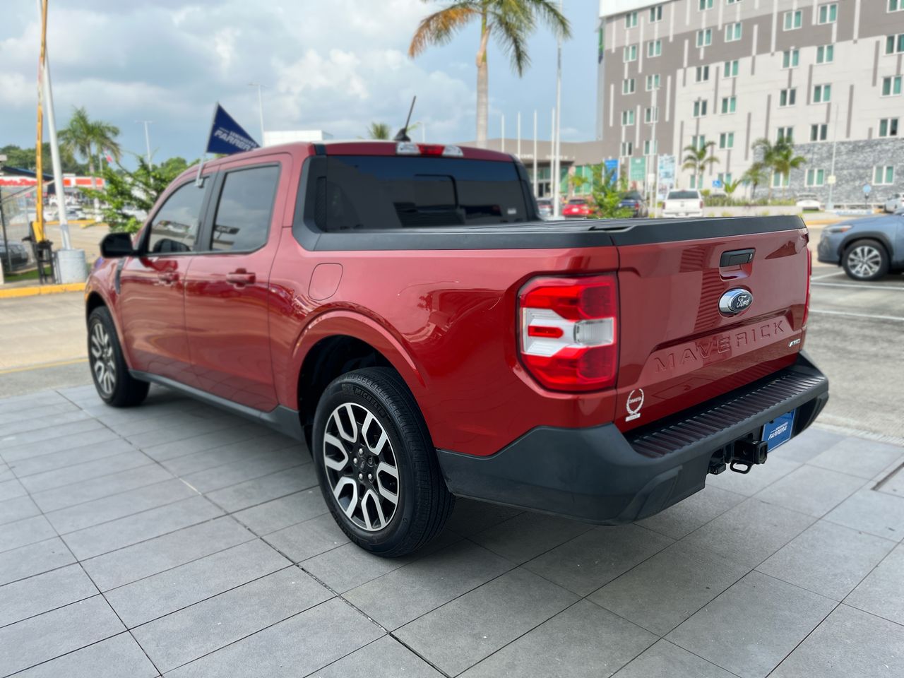 2023 Ford Maverick 2.0 Lariat At