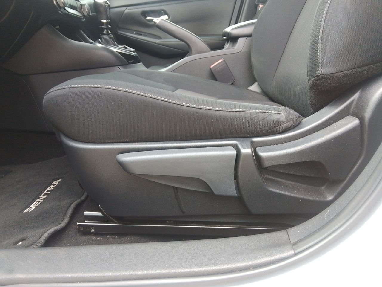 2024 Nissan Sentra 2.0 Advance Mt