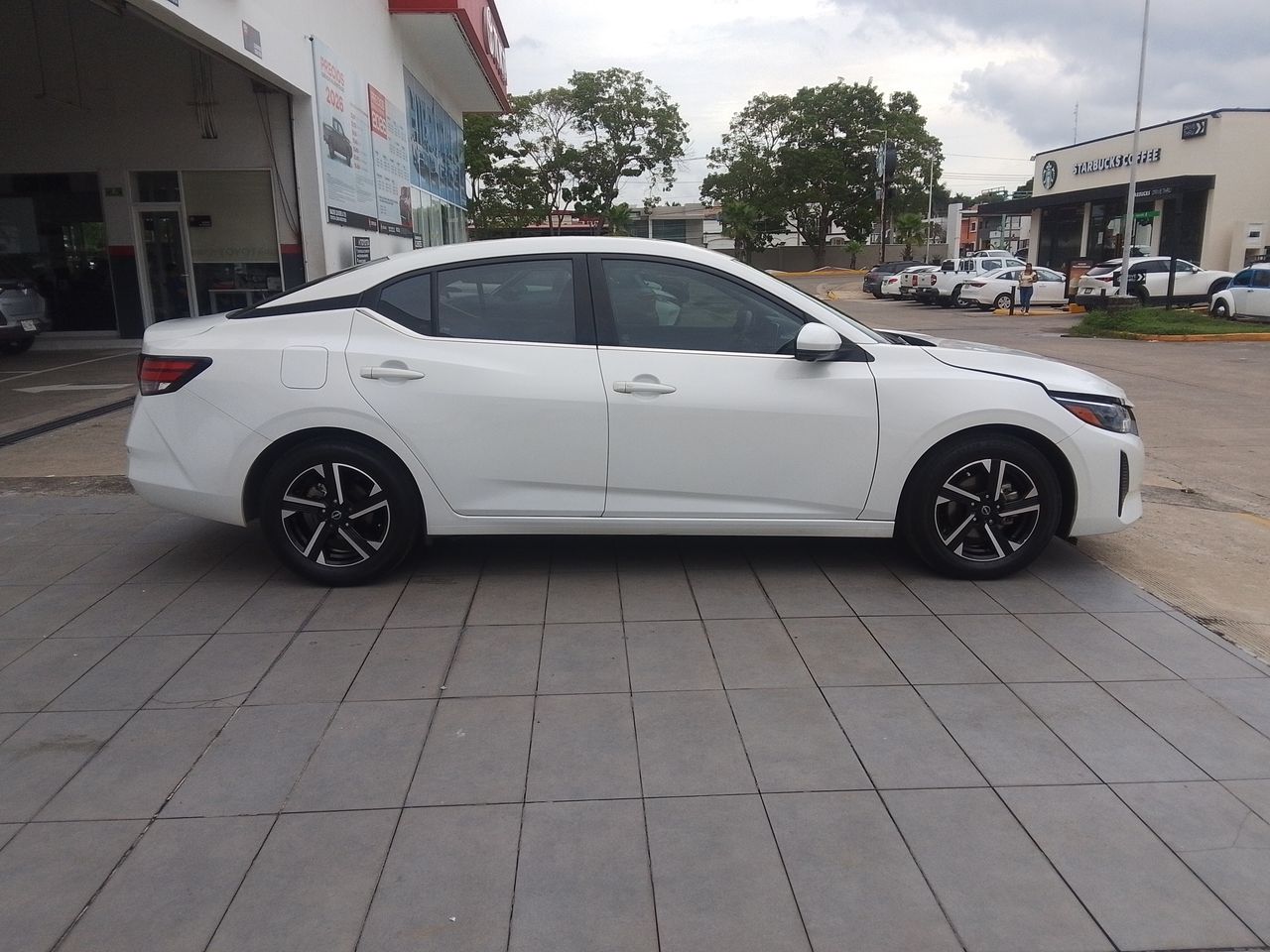 2024 Nissan Sentra 2.0 Advance Mt