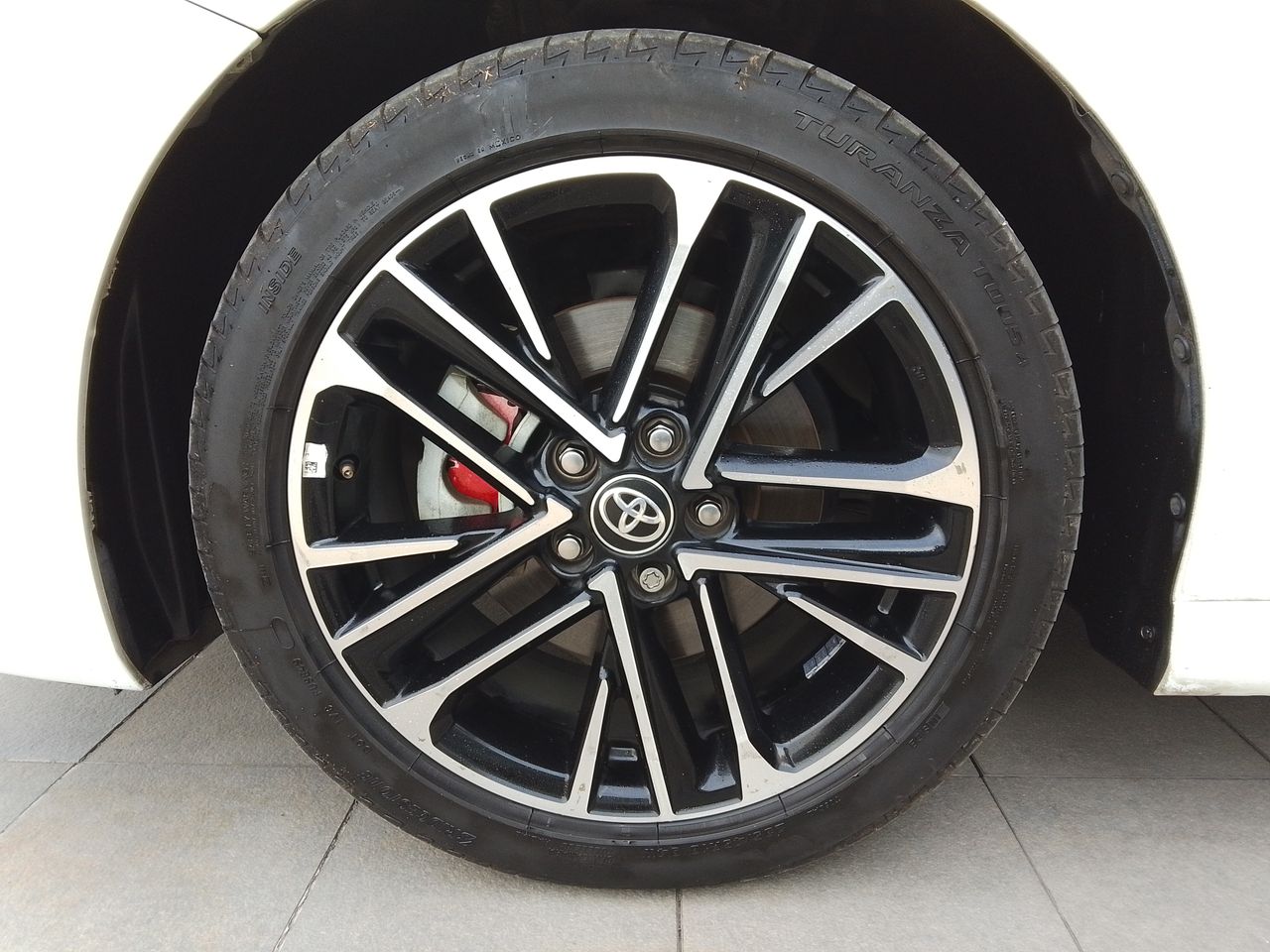 2025 Toyota Camry 2.5 Xle Hev At