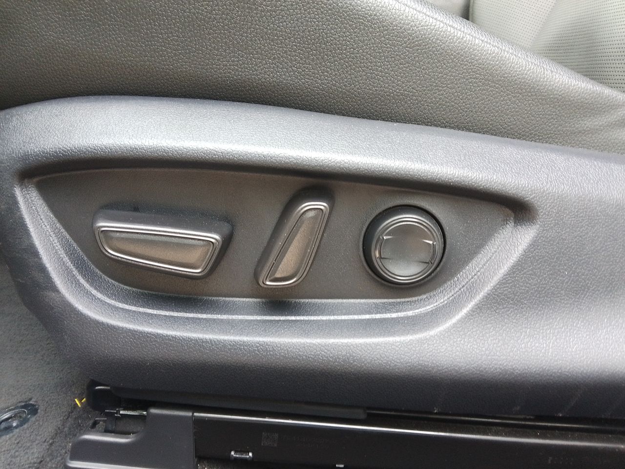 2025 Toyota Camry 2.5 Xle Hev At