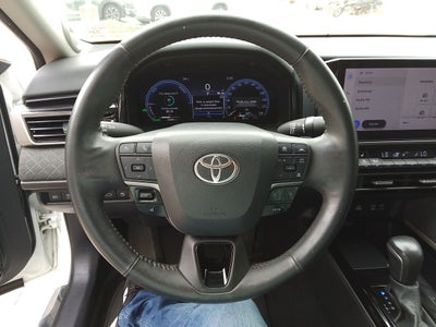2025 Toyota Camry 2.5 Xle Hev At
