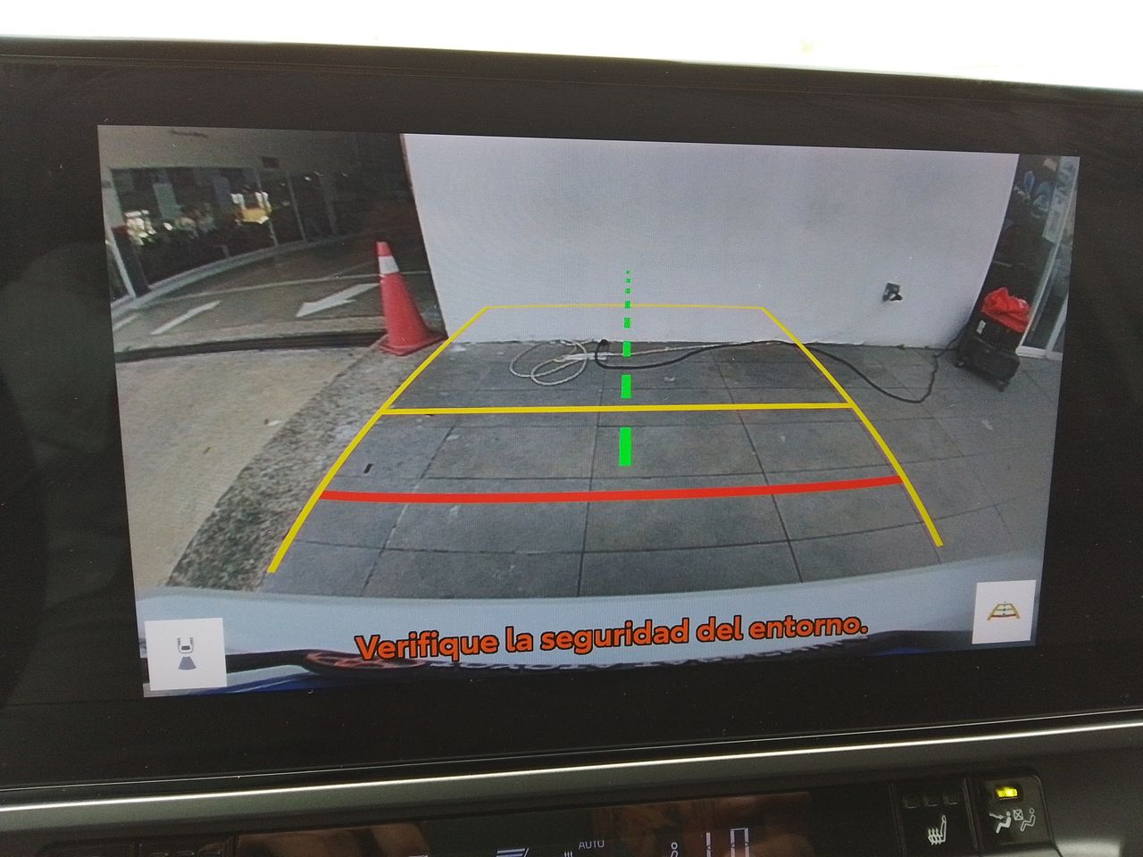 2025 Toyota Camry 2.5 Xle Hev At