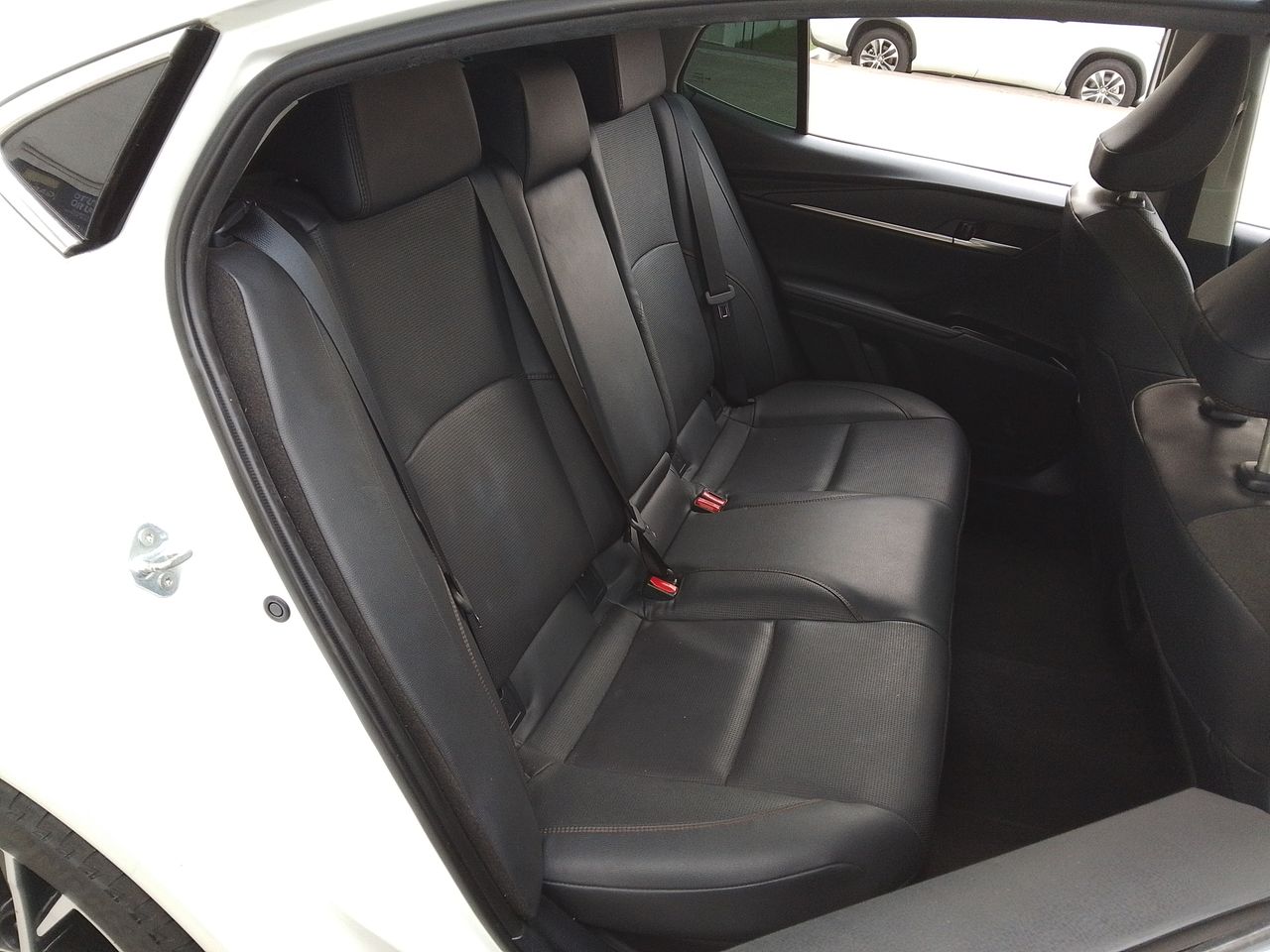 2025 Toyota Camry 2.5 Xle Hev At