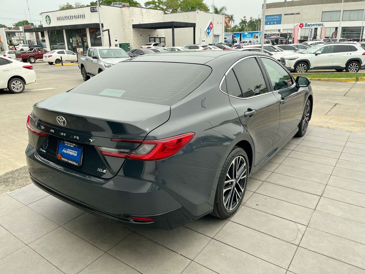 2025 Toyota Camry 2.5 Xle Hev At