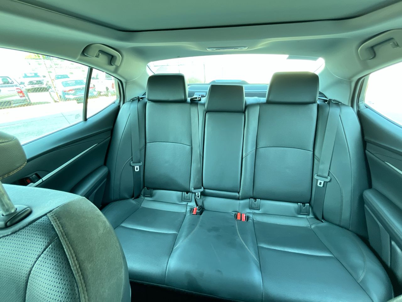 2025 Toyota Camry 2.5 Xle Hev At