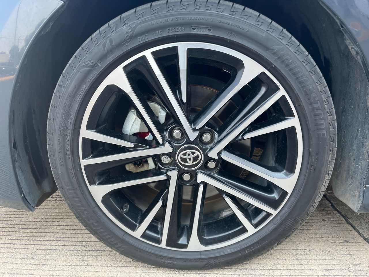 2025 Toyota Camry 2.5 Xle Hev At