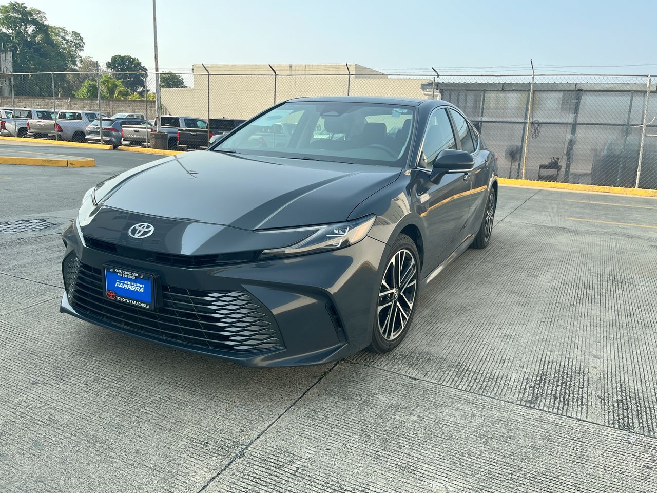 2025 Toyota Camry 2.5 Xle Hev At