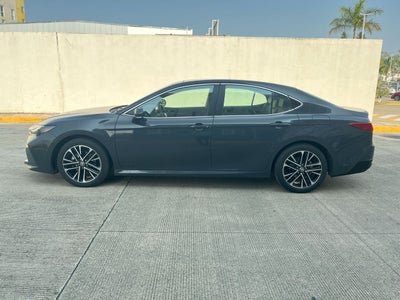 2025 Toyota Camry 2.5 Xle Hev At