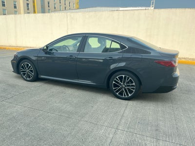 2025 Toyota Camry 2.5 Xle Hev At