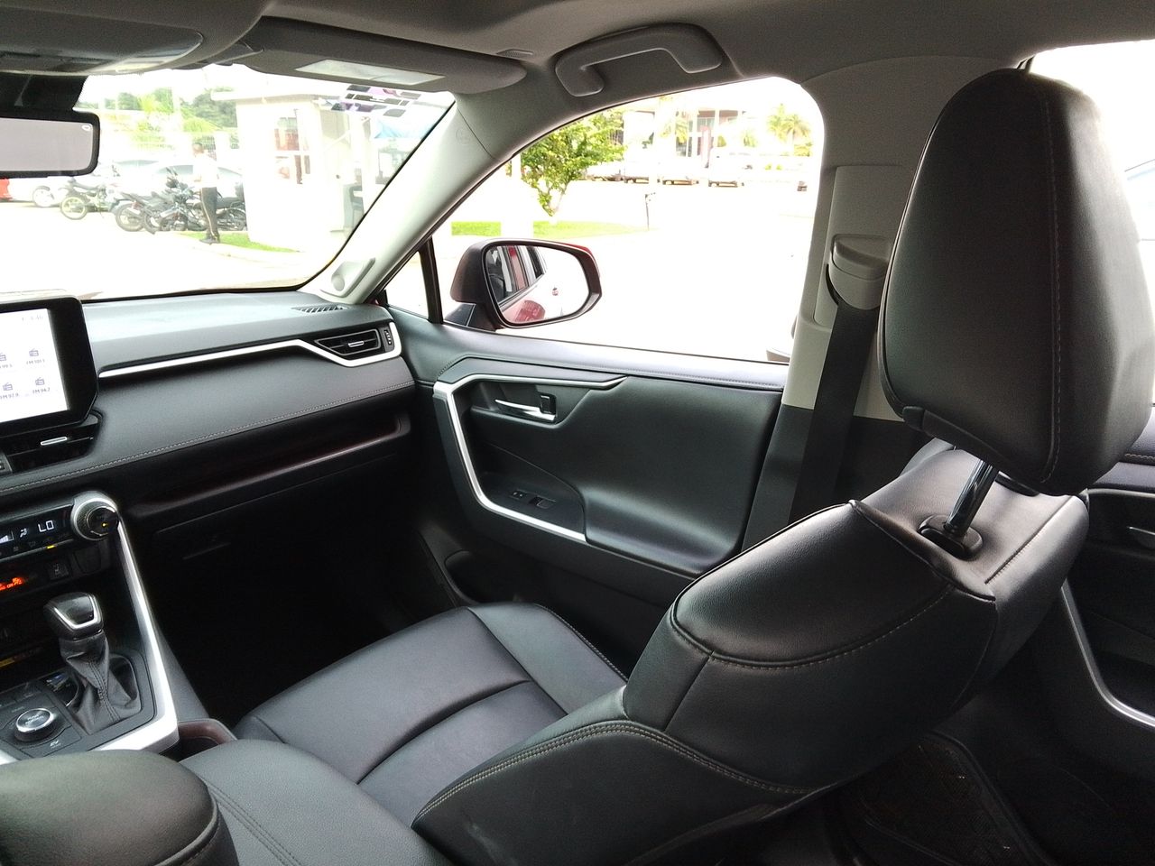 2024 Toyota RAV4 2.5 Limited Hybrid At