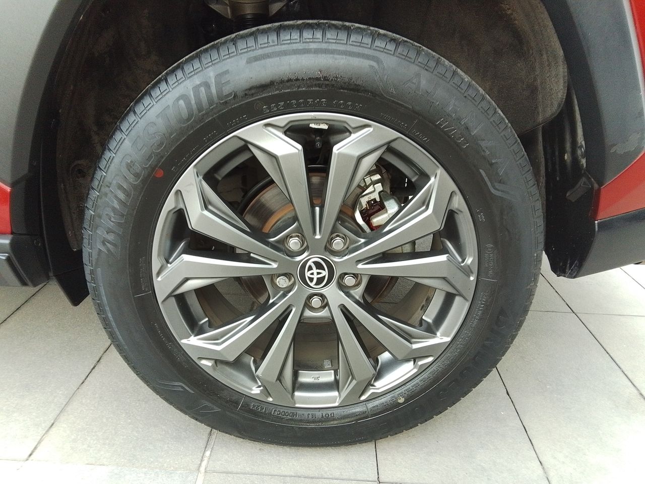 2024 Toyota RAV4 2.5 Limited Hybrid At
