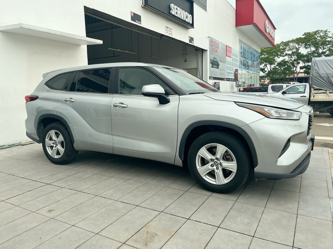 2023 Toyota Highlander 2.5 Le Hev At