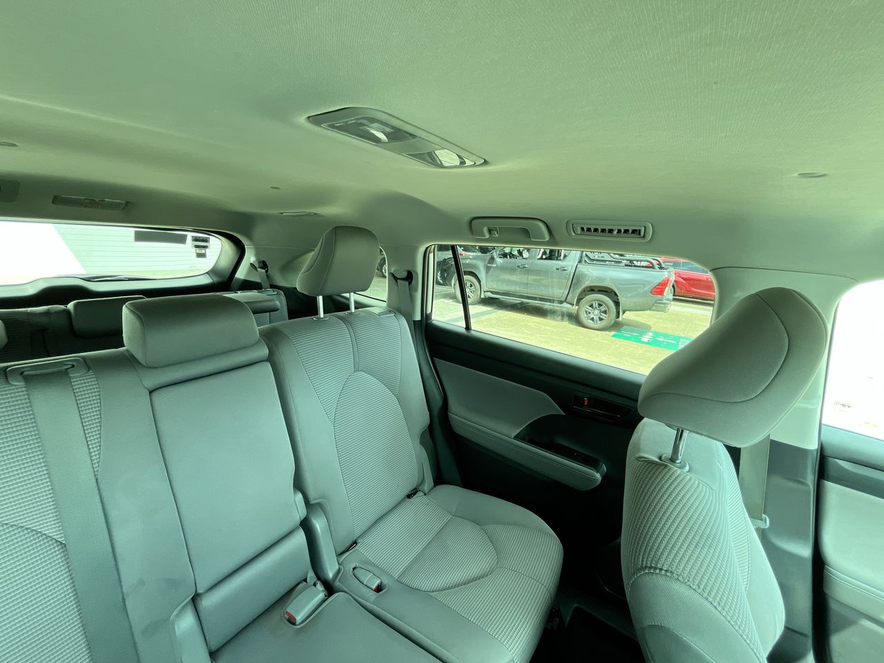 2023 Toyota Highlander 2.5 Le Hev At