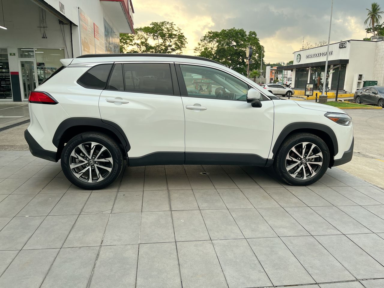 2024 Toyota Corolla Cross 2.0 Xle At