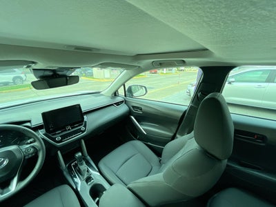 2024 Toyota Corolla Cross 2.0 Le HEV At