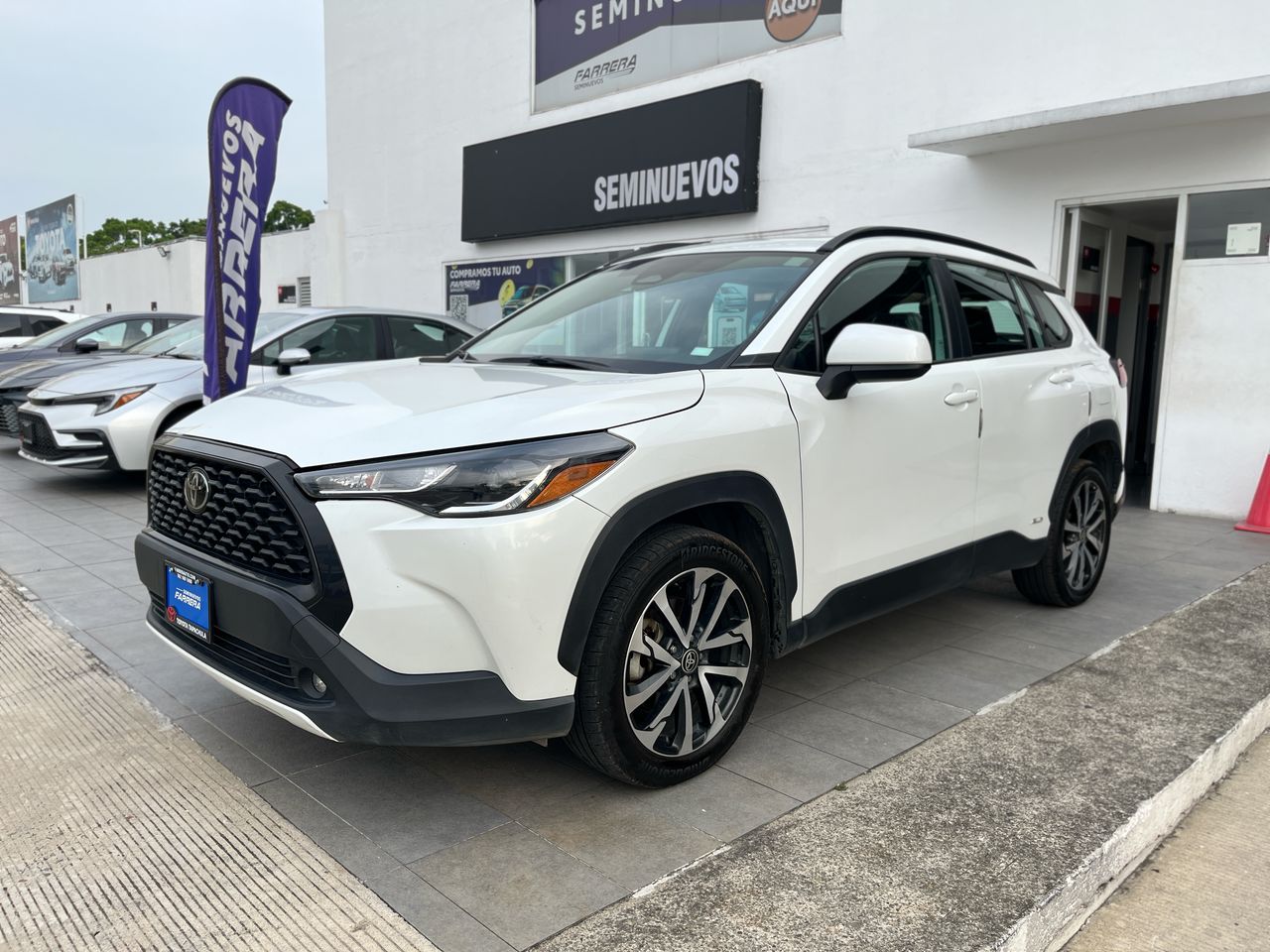 2024 Toyota Corolla Cross 2.0 Le HEV At
