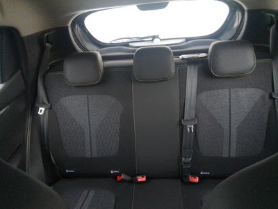 2026 Renault Kwid 1.0 Outsider Mt