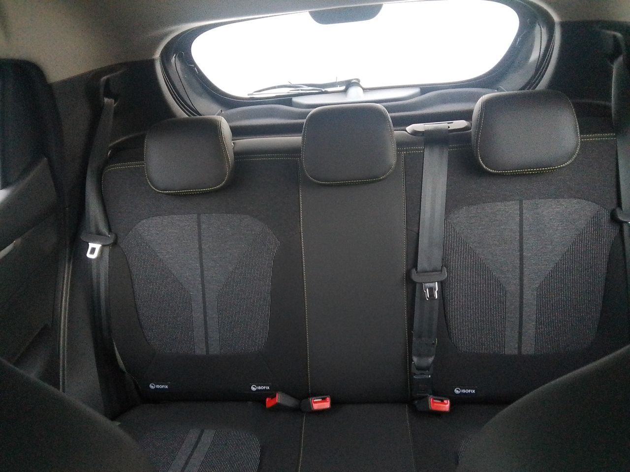 2026 Renault Kwid 1.0 Outsider Mt