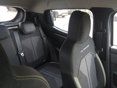 2026 Renault Kwid 1.0 Outsider Mt