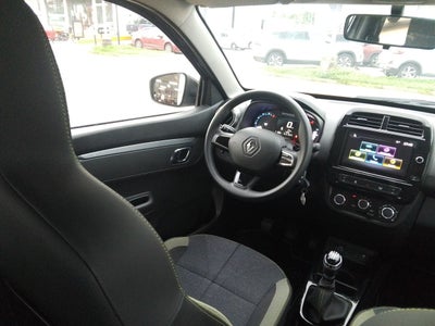 2026 Renault Kwid 1.0 Outsider Mt