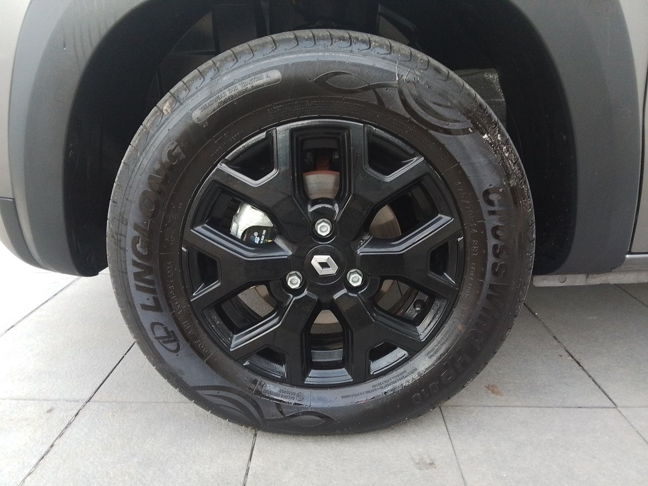 2026 Renault Kwid 1.0 Outsider Mt