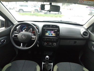 2026 Renault Kwid 1.0 Outsider Mt