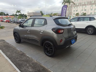 2026 Renault Kwid 1.0 Outsider Mt