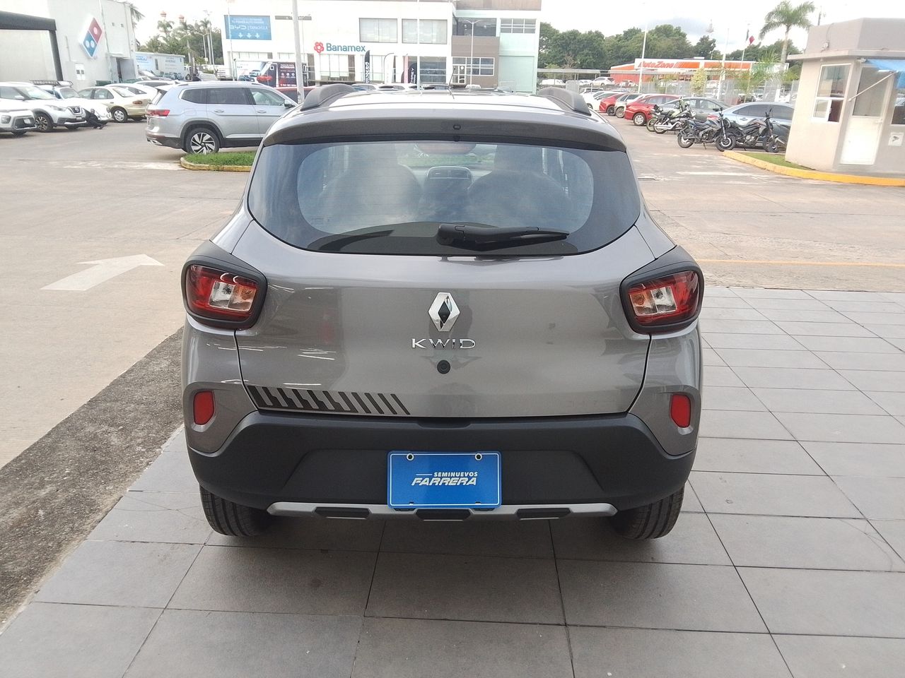 2026 Renault Kwid 1.0 Outsider Mt