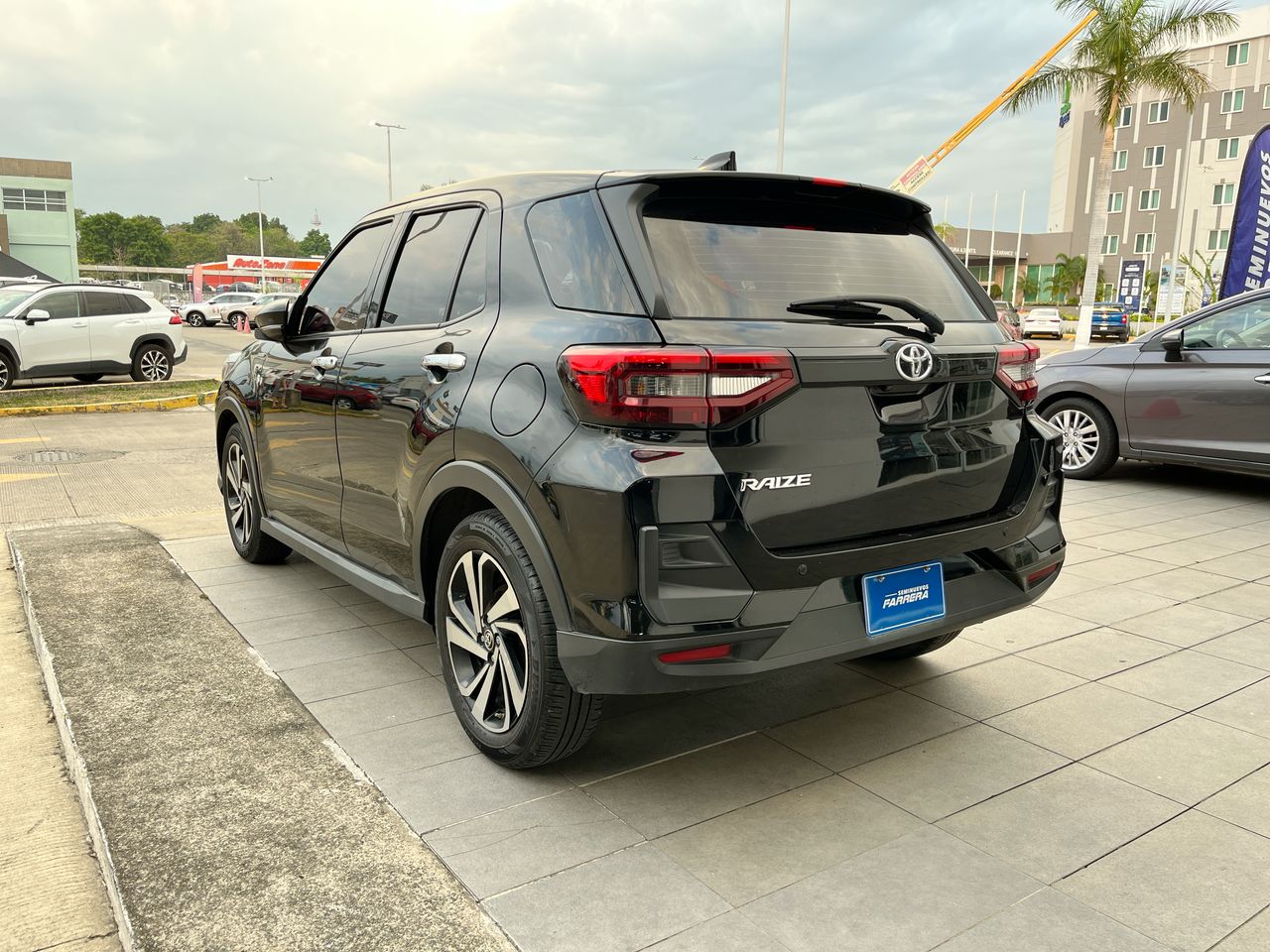 2023 Toyota Raize 1.0 XLE At