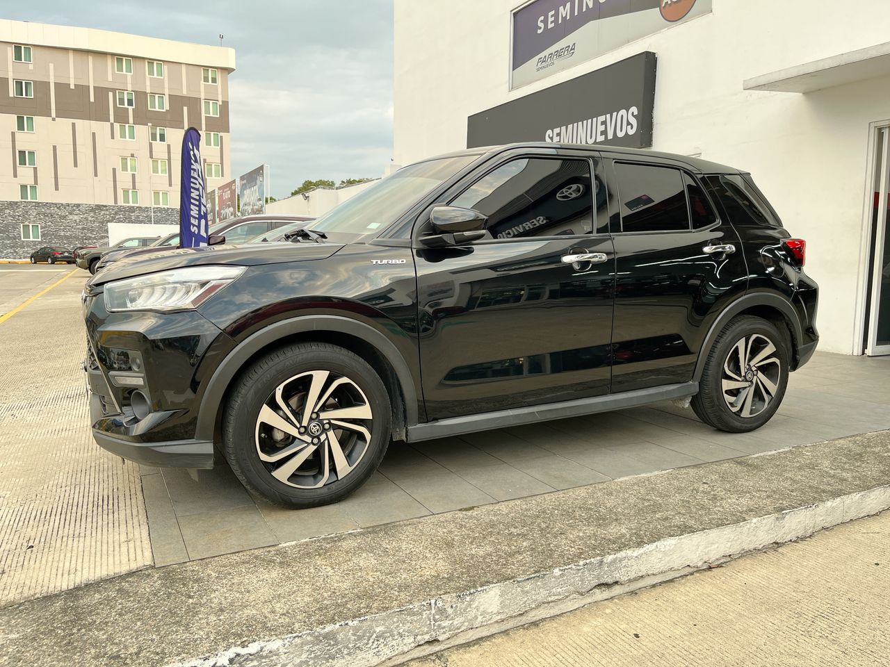 2023 Toyota Raize 1.0 XLE At