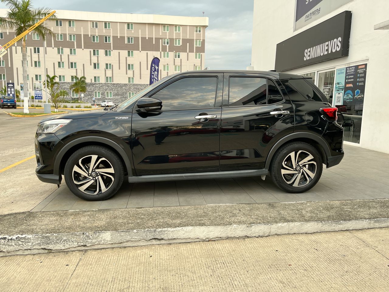 2023 Toyota Raize 1.0 XLE At