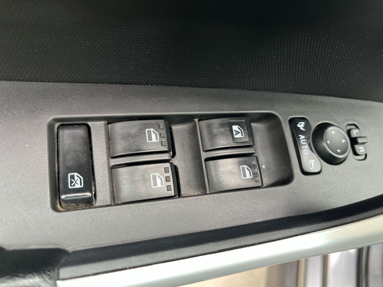 2024 Toyota Raize 1.0 Xle Cvt At