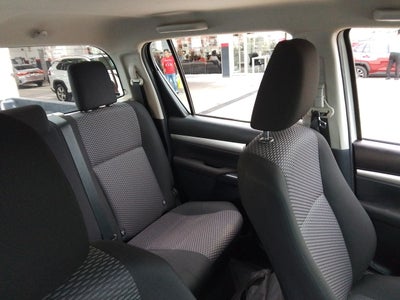 2025 Toyota Hilux 2.8 Doble Cabina Diesel Mt