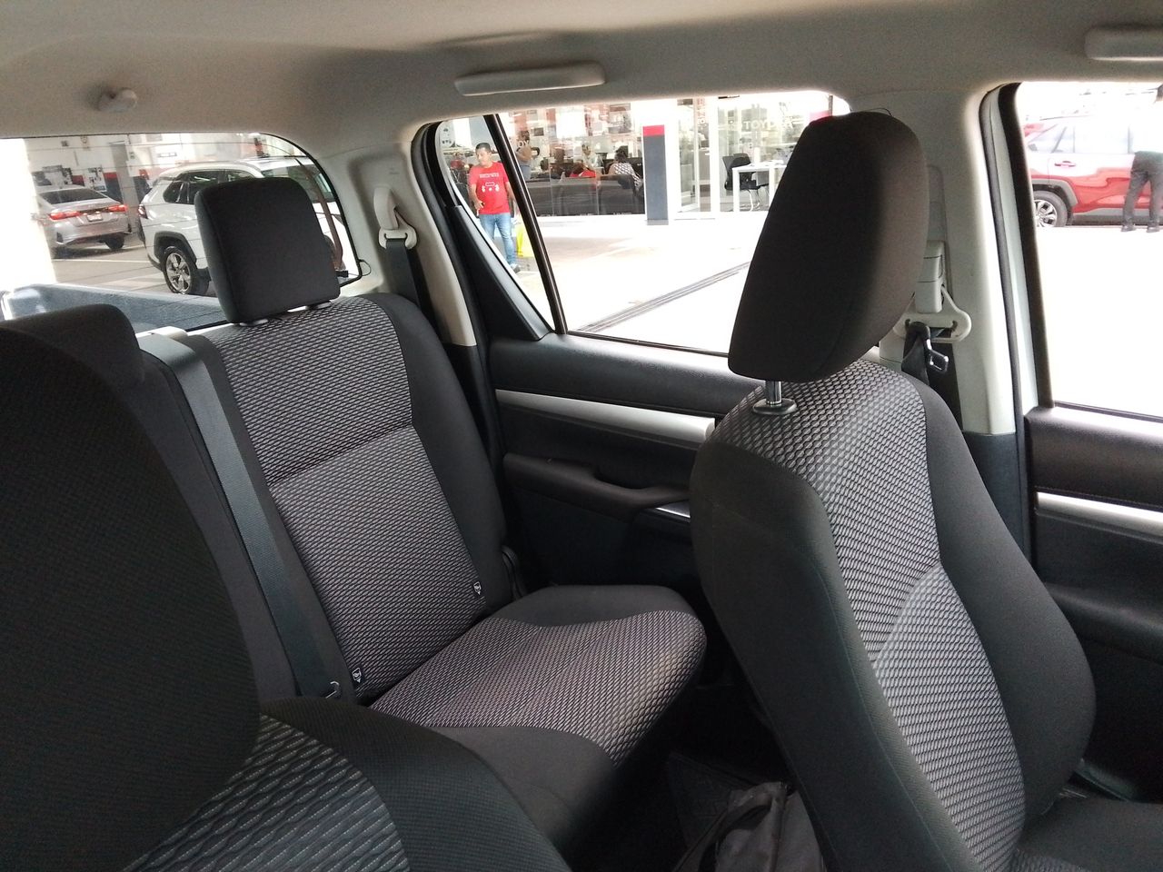 2025 Toyota Hilux 2.8 Doble Cabina Diesel Mt