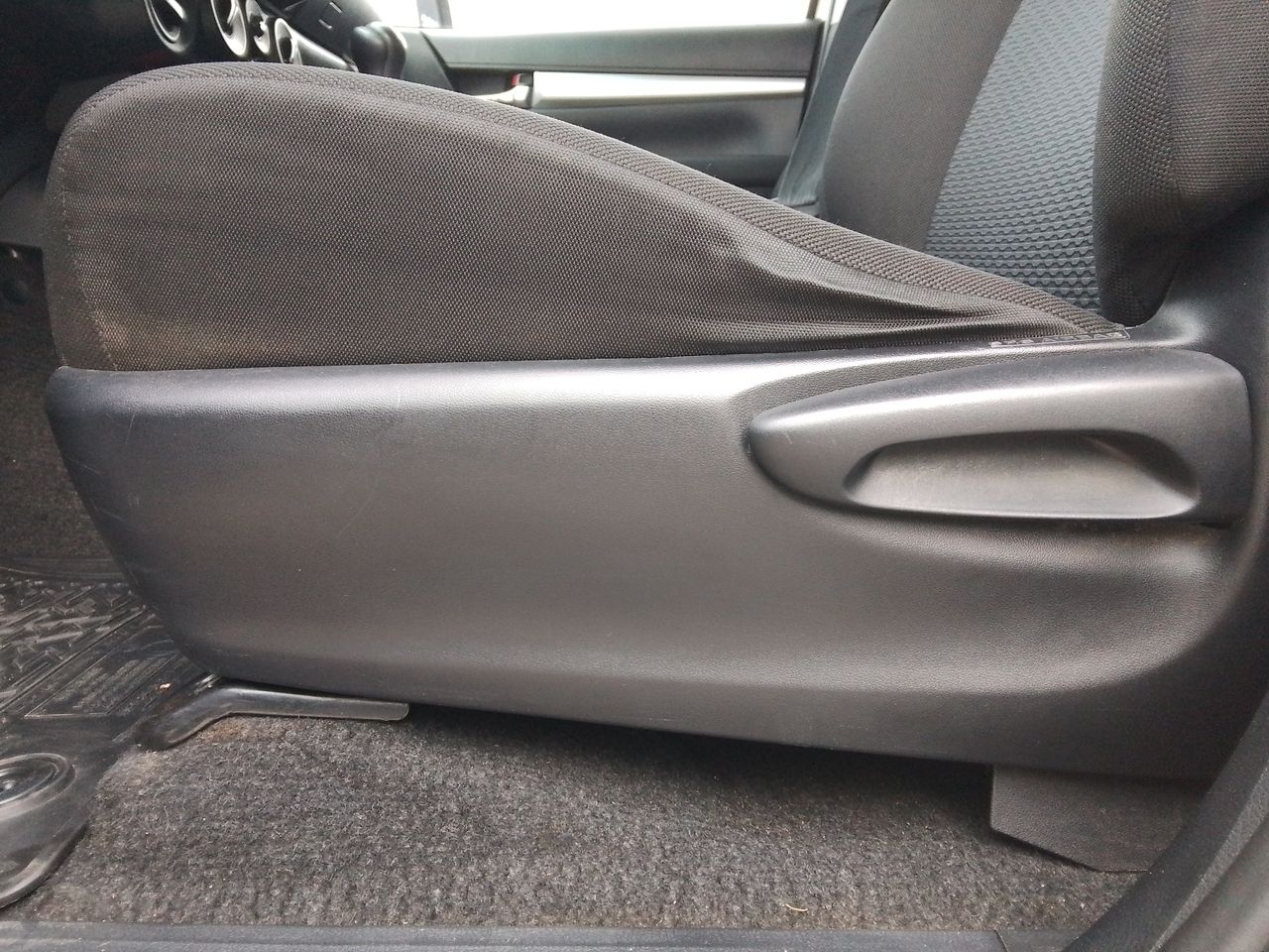 2025 Toyota Hilux 2.8 Doble Cabina Diesel Mt