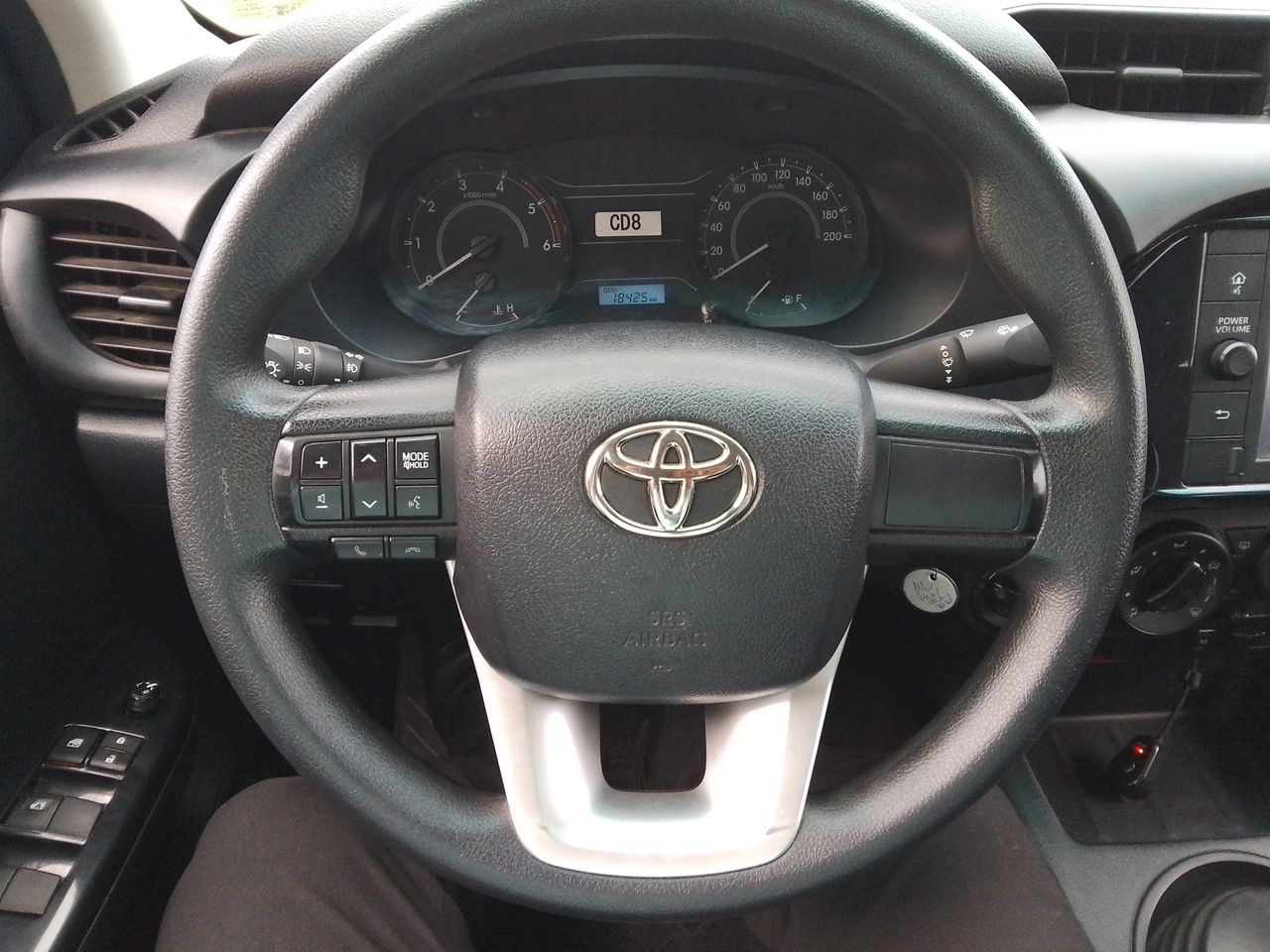2025 Toyota Hilux 2.8 Doble Cabina Diesel Mt