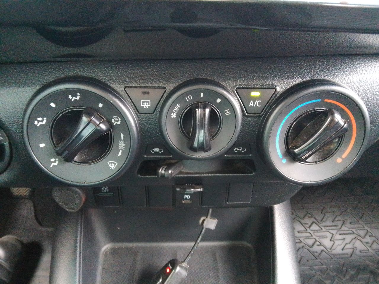 2025 Toyota Hilux 2.8 Doble Cabina Diesel Mt