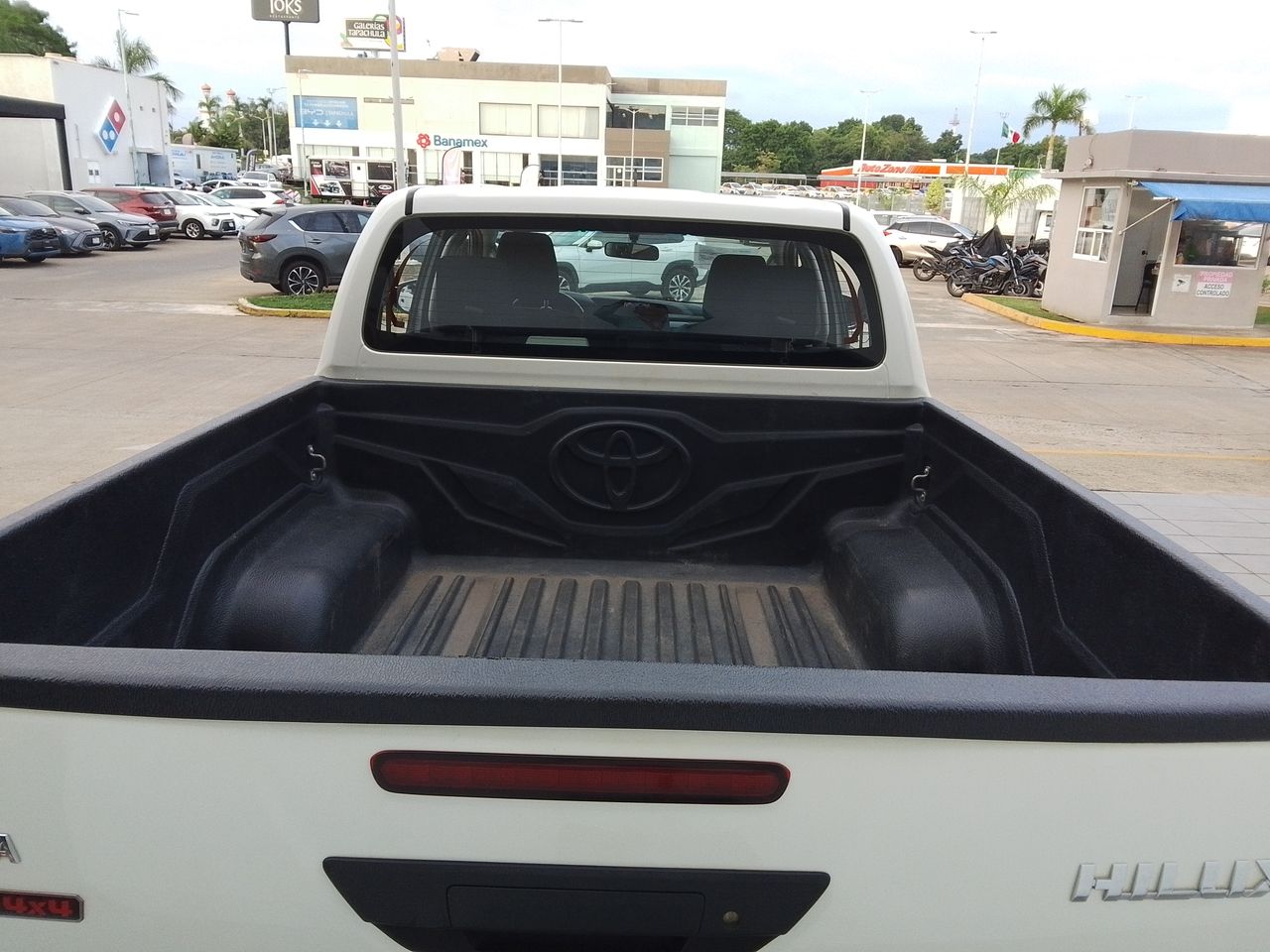 2025 Toyota Hilux 2.8 Doble Cabina Diesel Mt