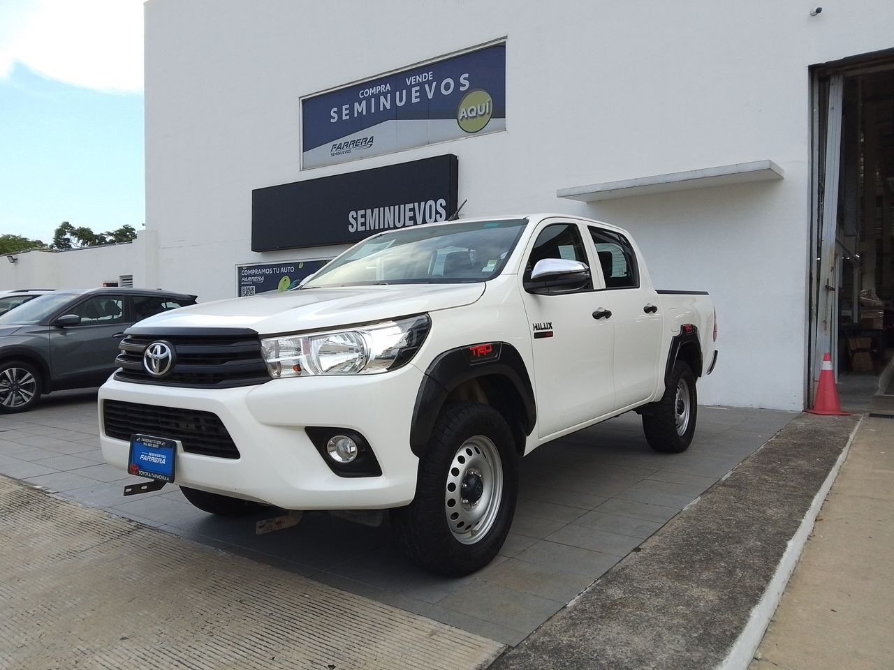 2025 Toyota Hilux 2.8 Doble Cabina Diesel Mt