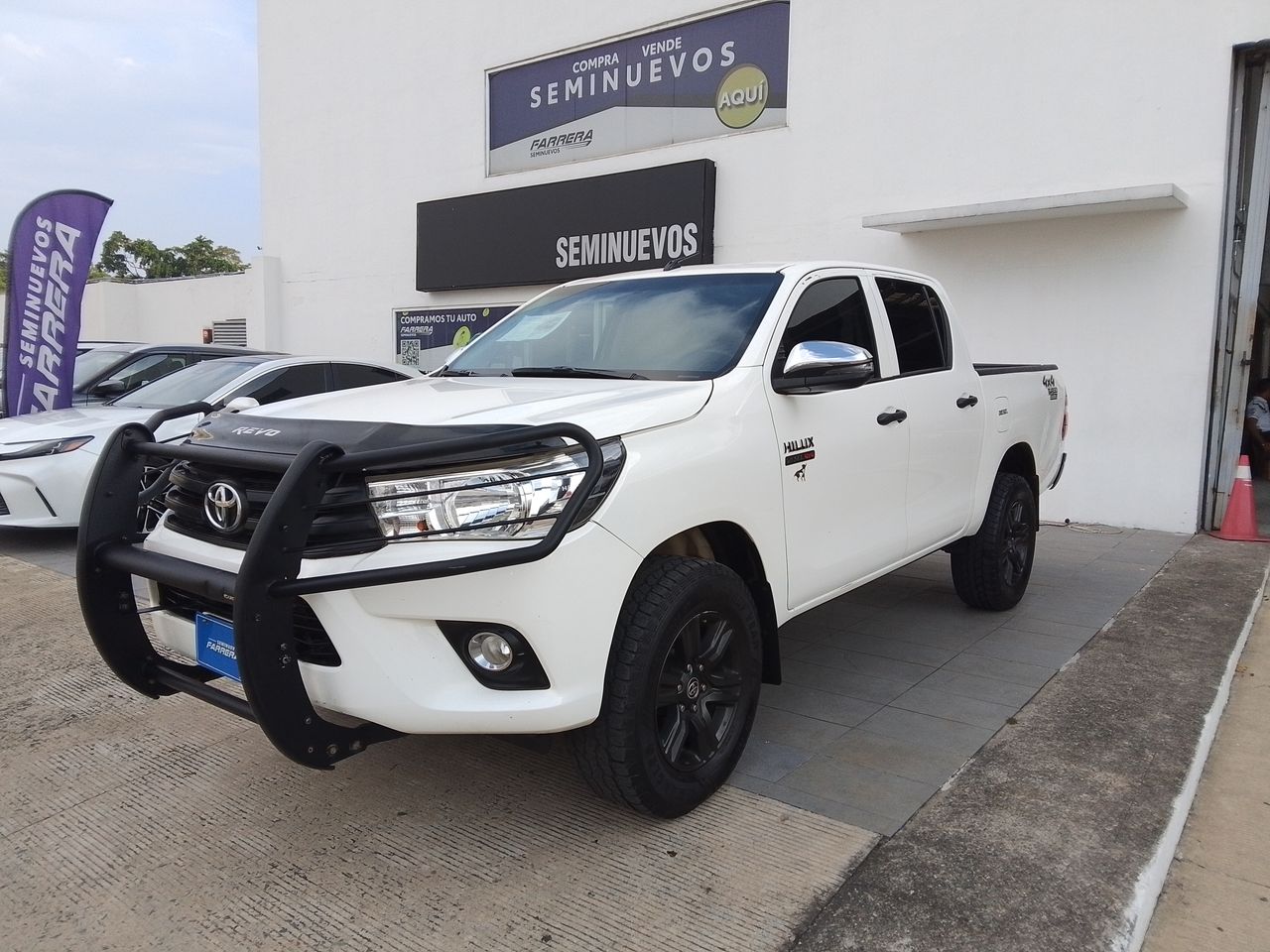2024 Toyota Hilux 2.8 Doble Cabina Diesel Mt