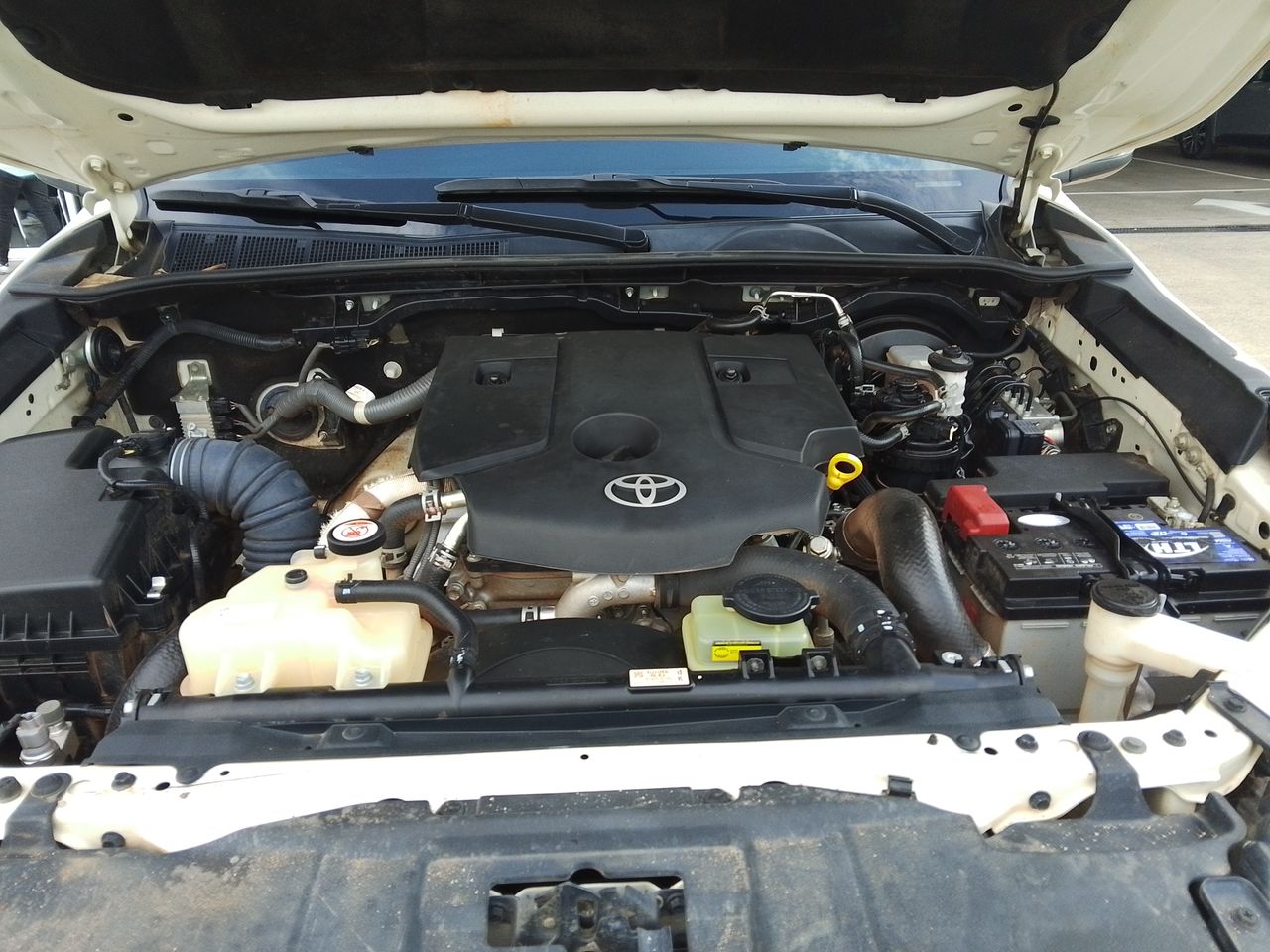 2024 Toyota Hilux 2.8 Doble Cabina Diesel Mt