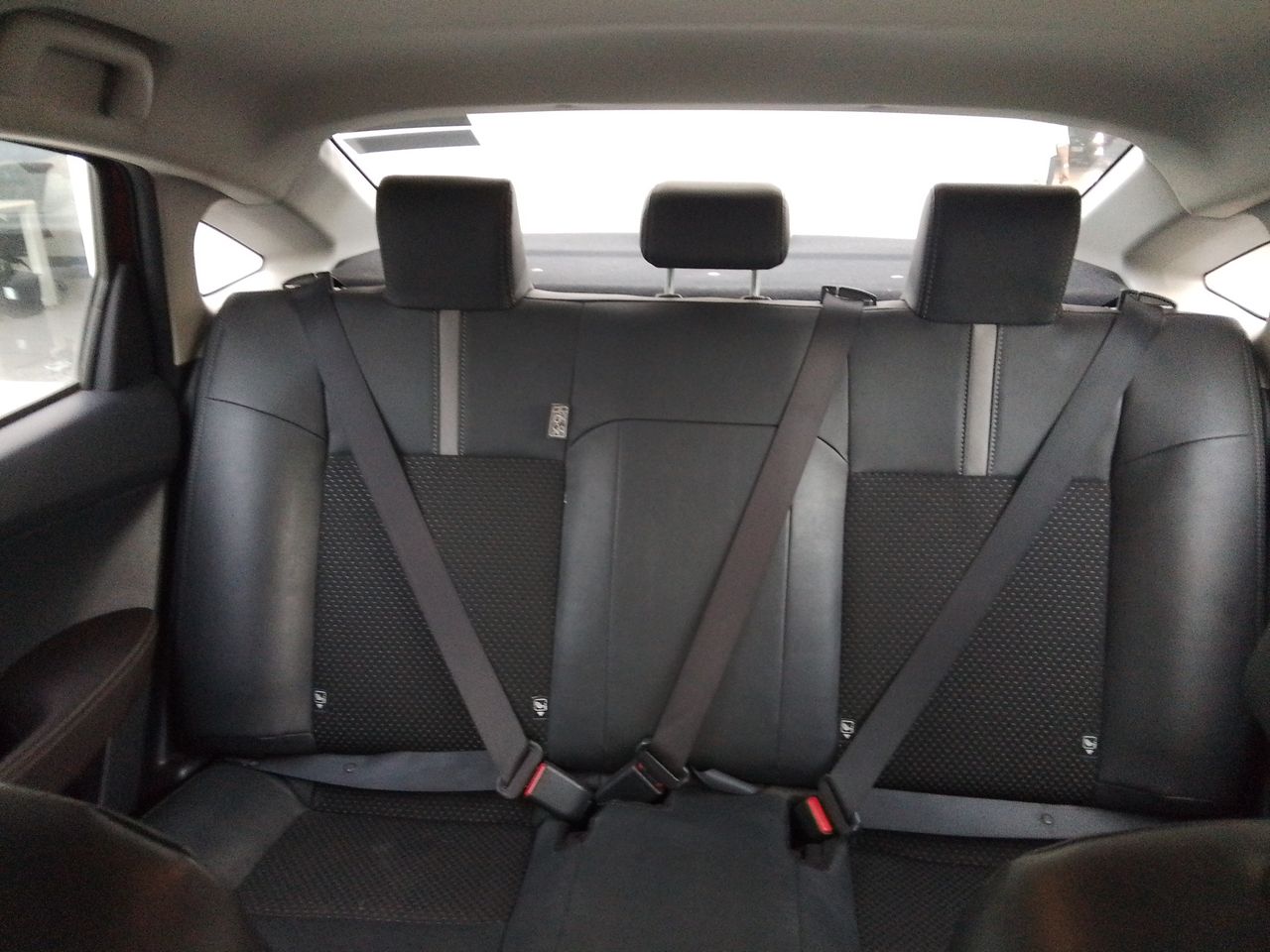 2024 Toyota Yaris 1.5 S Hi Sedan At
