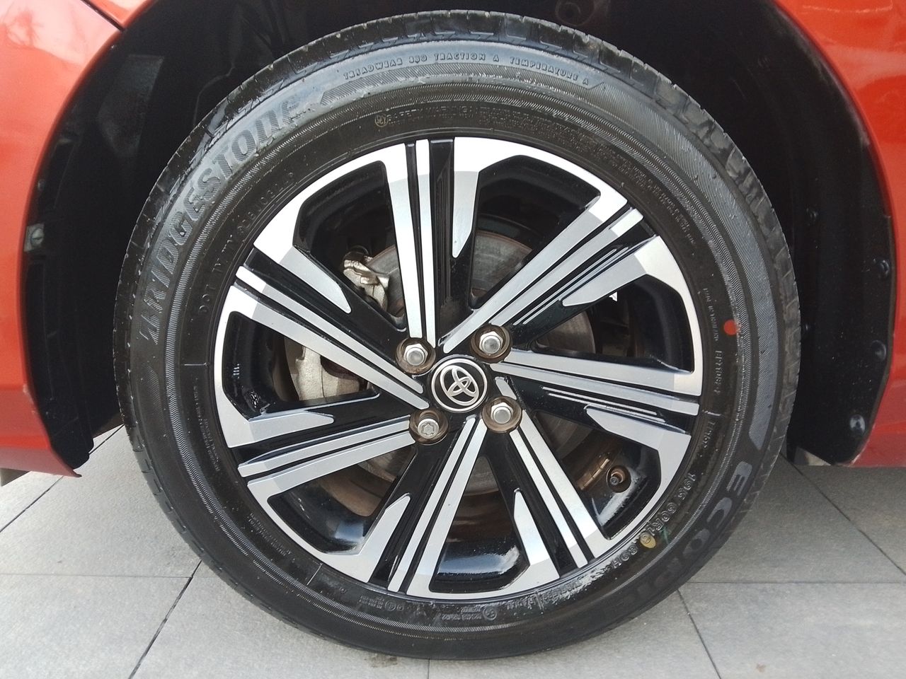 2024 Toyota Yaris 1.5 S Hi Sedan At