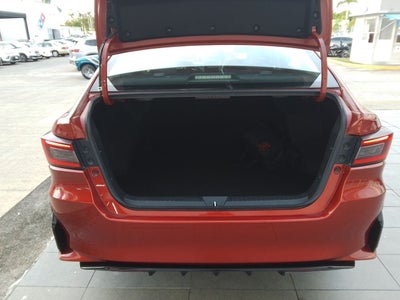 2024 Toyota Yaris 1.5 S Hi Sedan At