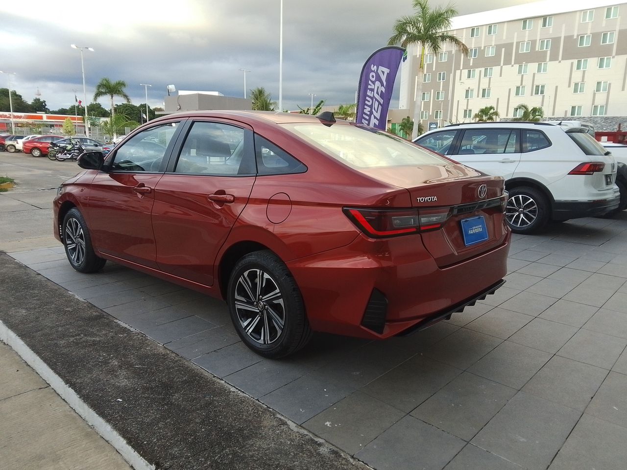 2024 Toyota Yaris 1.5 S Hi Sedan At