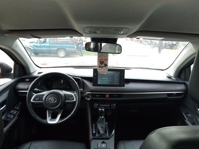 2024 Toyota Yaris 1.5 S Hi Sedan At
