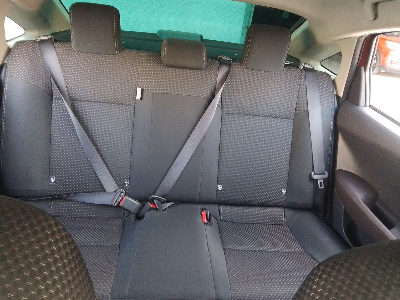 2024 Toyota Yaris 1.5 S Sedan At