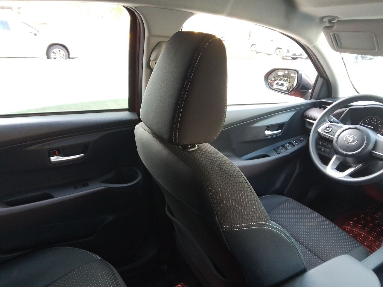 2024 Toyota Yaris 1.5 S Sedan At
