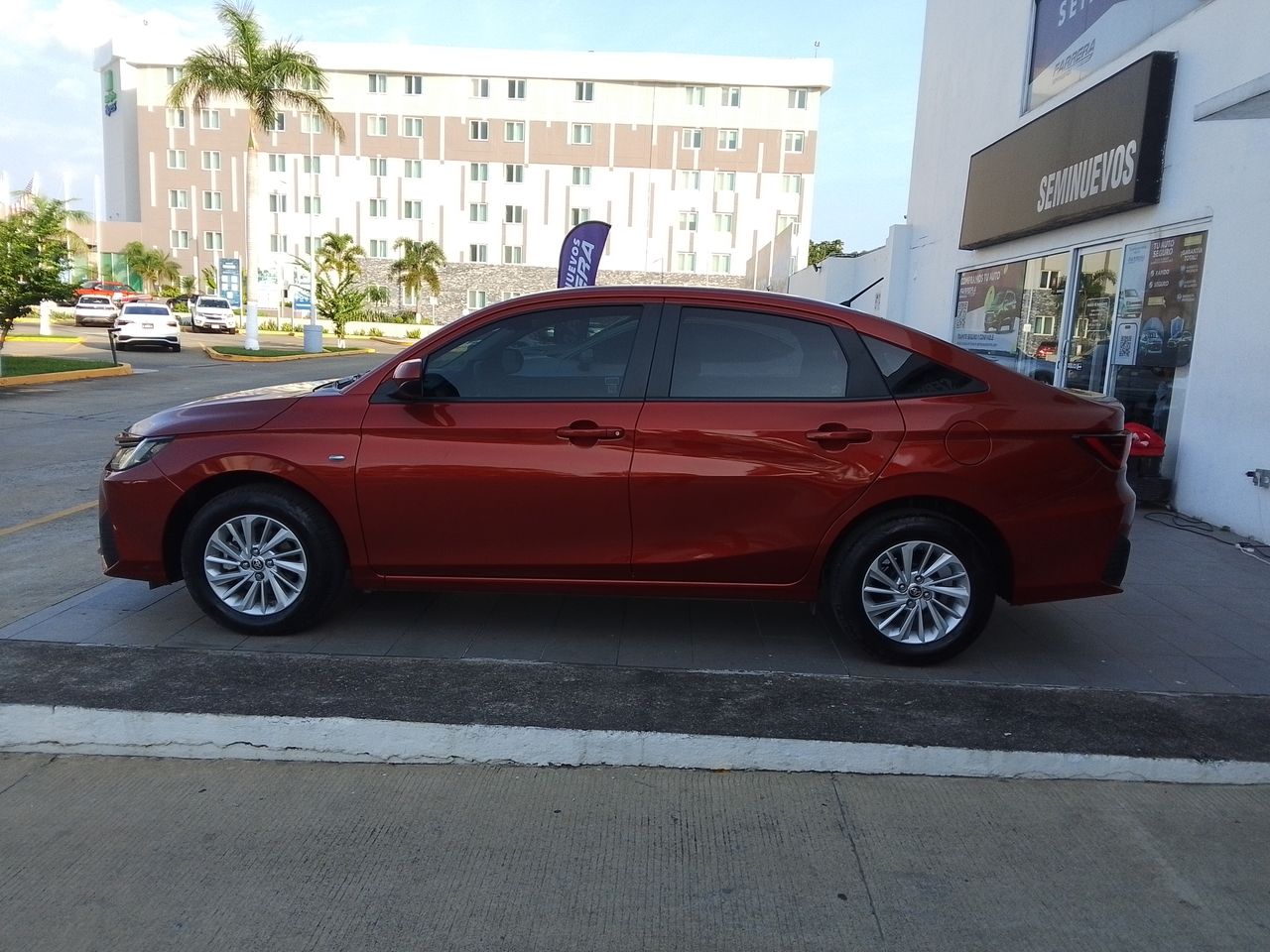 2024 Toyota Yaris 1.5 S Sedan At
